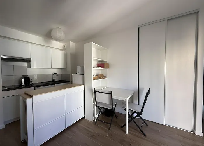 Alexandra, Juan Std Avec Clim, Parking Appartement