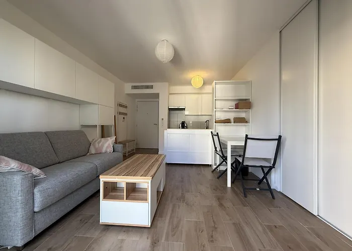 Alexandra, Juan Std Avec Clim, Parking *