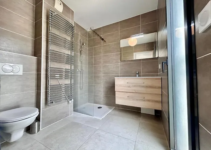 Alexandra, Juan Std Avec Clim, Parking Appartement Antibes